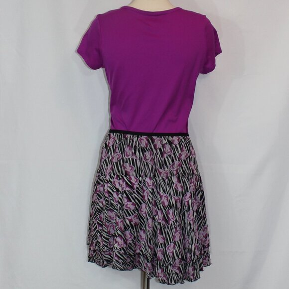 Diane von Furstenberg Silk Flouncy Floral Purples, Blacks White Skirt size 10 - Picture 3 of 6